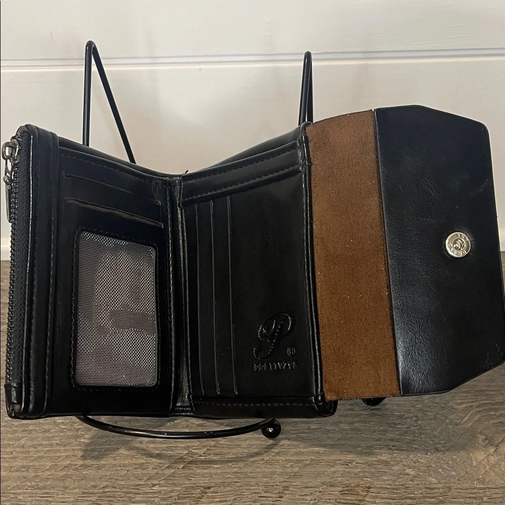 Prettyzys Small Wristlet Bifold Wallet for Women - Black - Picture 4 of 12